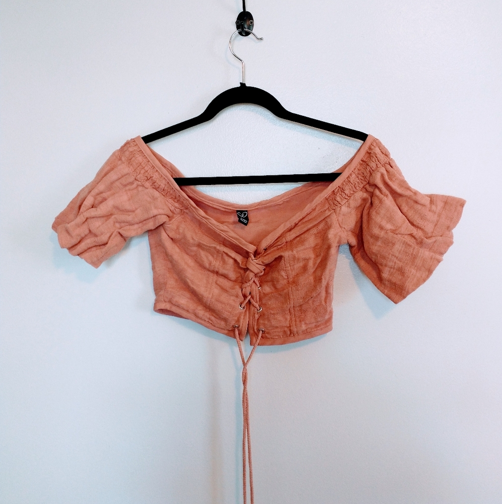 Windsor lace up crop top with puff sleeves size medium.
